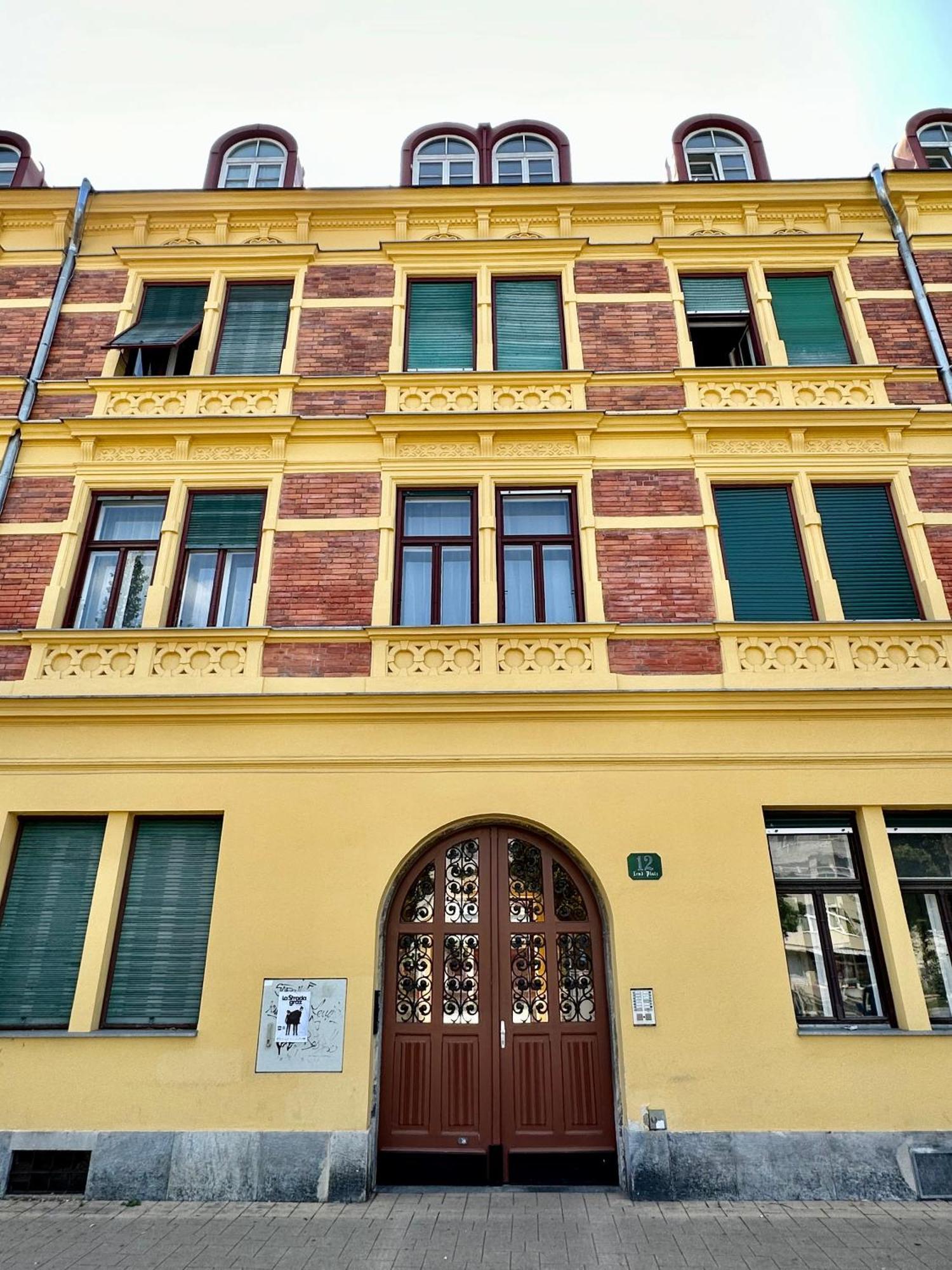 Stilvolles Apartment Im Zentrum - Free Parking Graz Buitenkant foto